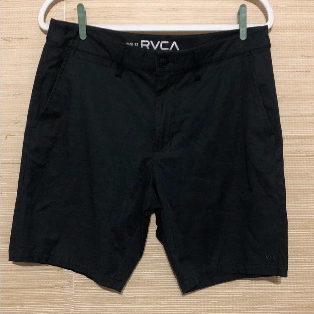 RVCA Men's Dark Gray Flat Front Shorts size 32